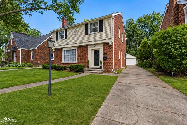 470 Allard Road, Grosse Pointe Farms, MI 48236
