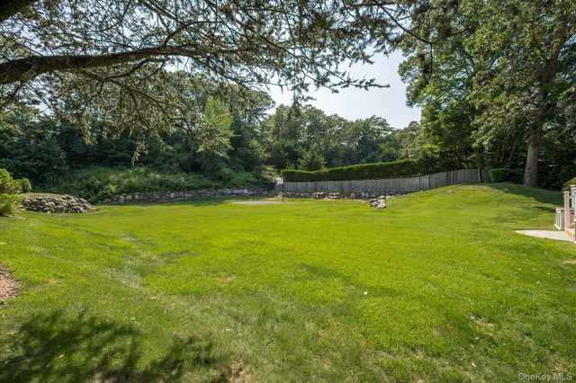 219 Burrs Lane, Dix Hills, NY 11746