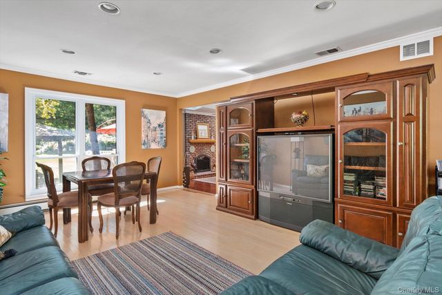 219 Burrs Lane, Dix Hills, NY 11746