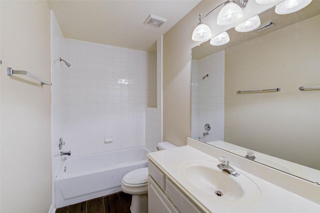 14407 Jessica Falls Circle, Houston, TX 77044