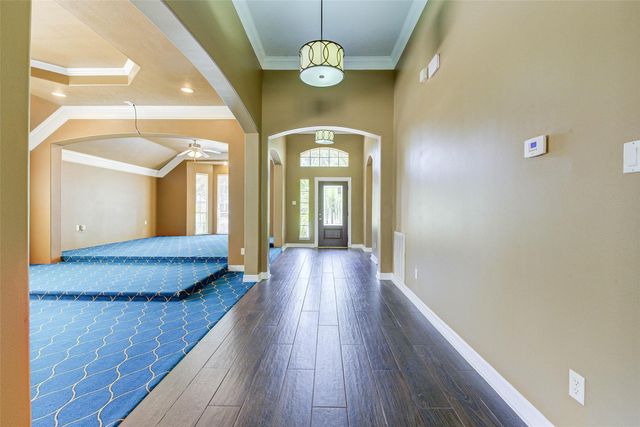 14407 Jessica Falls Circle, Houston, TX 77044