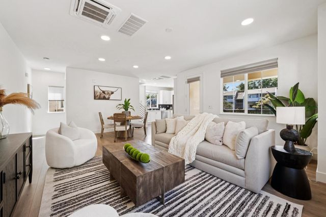 663 Alamo Court, Mountain View, CA 94043