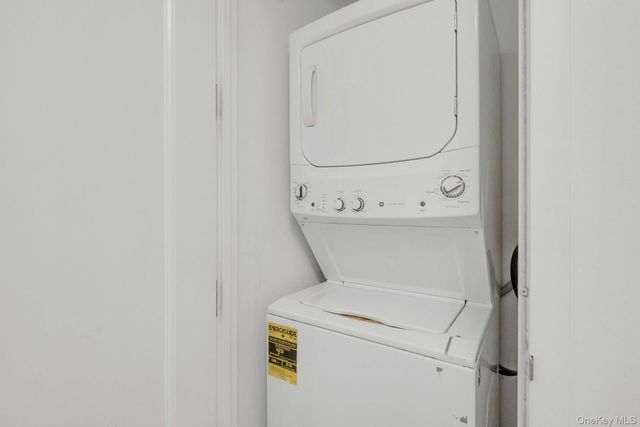 10 City Place 19C, White Plains, NY 10601