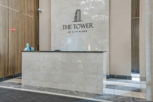 10 City Place 19C, White Plains, NY 10601