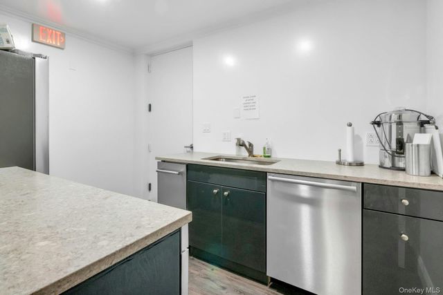 10 City Place 19C, White Plains, NY 10601