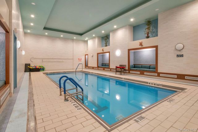 10 City Place 19C, White Plains, NY 10601