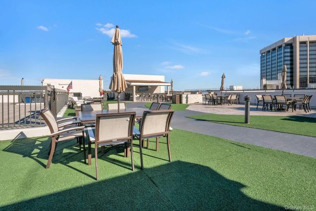 10 City Place 19C, White Plains, NY 10601