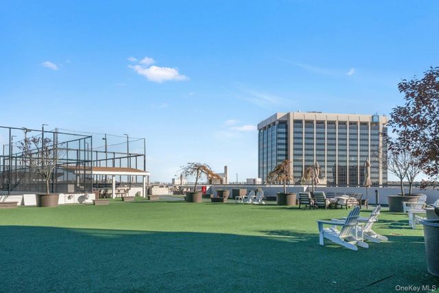 10 City Place 19C, White Plains, NY 10601