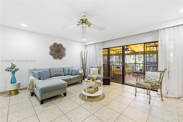 6358 Milk Wagon Ln, Miami Lakes, FL 33014