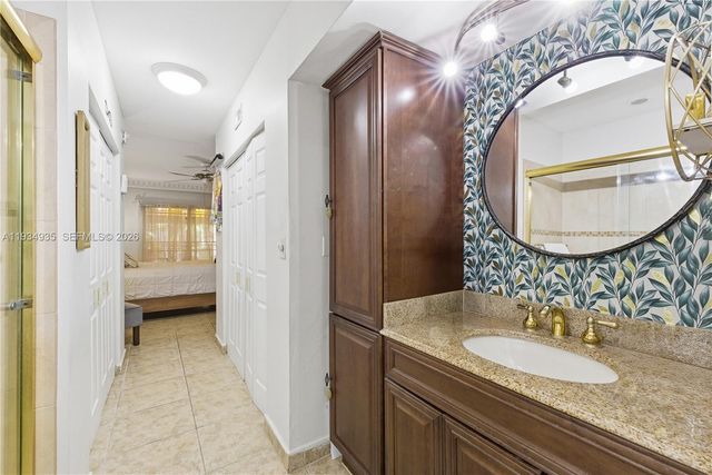 6358 Milk Wagon Ln, Miami Lakes, FL 33014