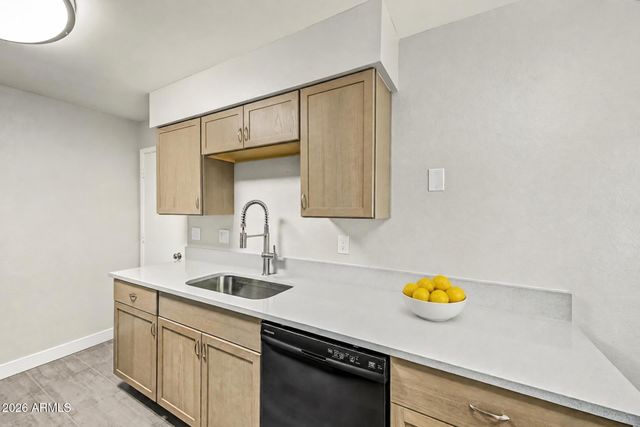 10123 N 96TH Avenue B, Peoria, AZ 85345
