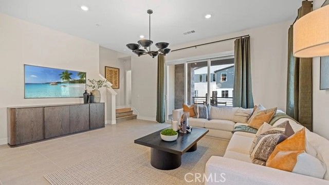 840 Sonia, Irvine, CA 92618