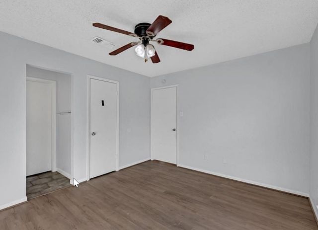 5759 Easthampton Drive B, Houston, TX 77039