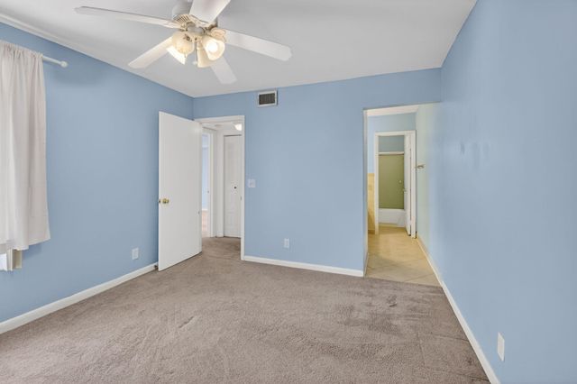 7582 Courtyard Run E 7582, Boca Raton, FL 33433