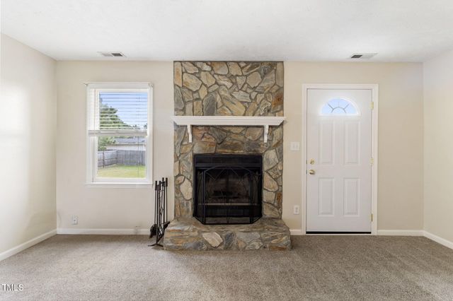 817 Issac Dock Drive, Fayetteville, NC 28314