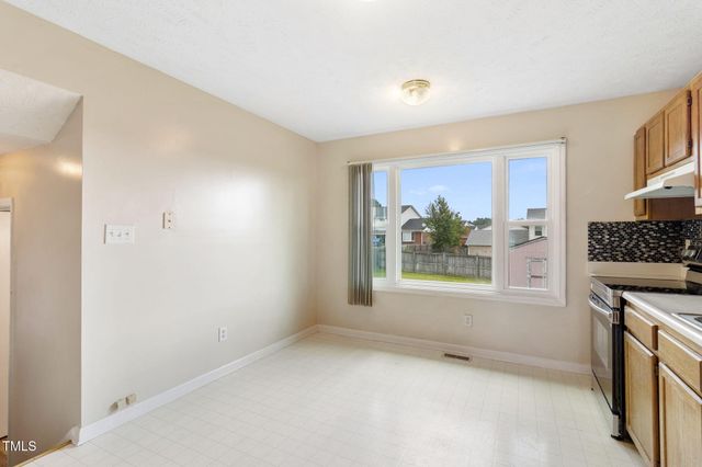 817 Issac Dock Drive, Fayetteville, NC 28314