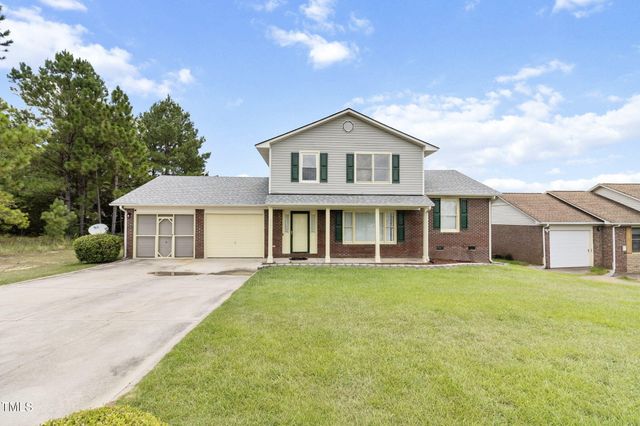 817 Issac Dock Drive, Fayetteville, NC 28314