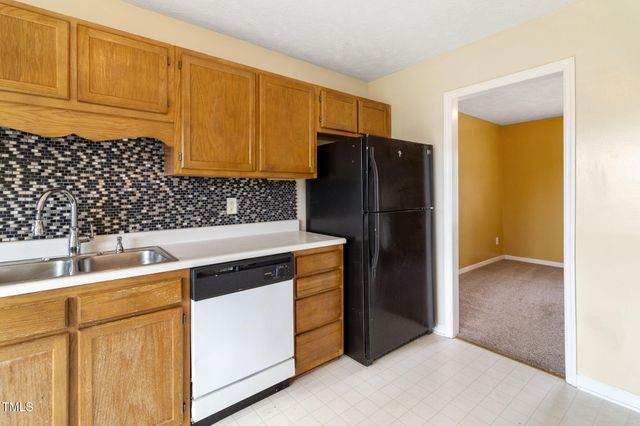817 Issac Dock Drive, Fayetteville, NC 28314