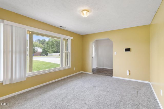 817 Issac Dock Drive, Fayetteville, NC 28314