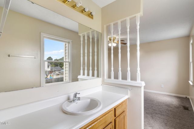 817 Issac Dock Drive, Fayetteville, NC 28314