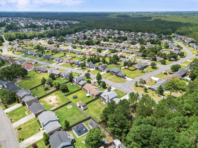 817 Issac Dock Drive, Fayetteville, NC 28314