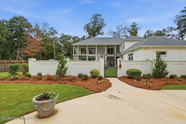 101 Saddle Creek Cove, Canton, MS 39046