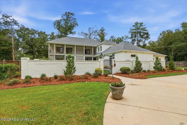 101 Saddle Creek Cove, Canton, MS 39046