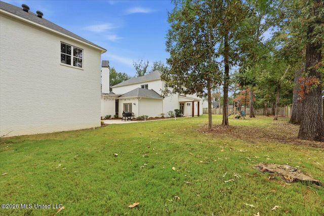 101 Saddle Creek Cove, Canton, MS 39046