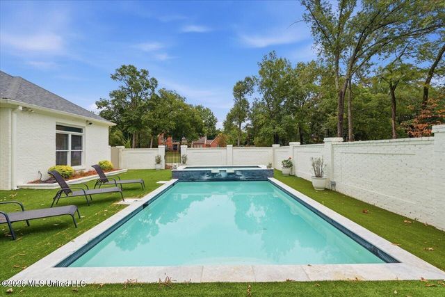 101 Saddle Creek Cove, Canton, MS 39046