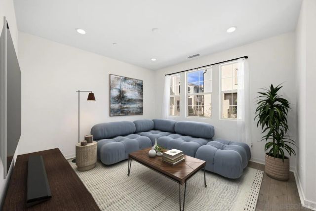 429 Lake Shore Way, Santee, CA 92071