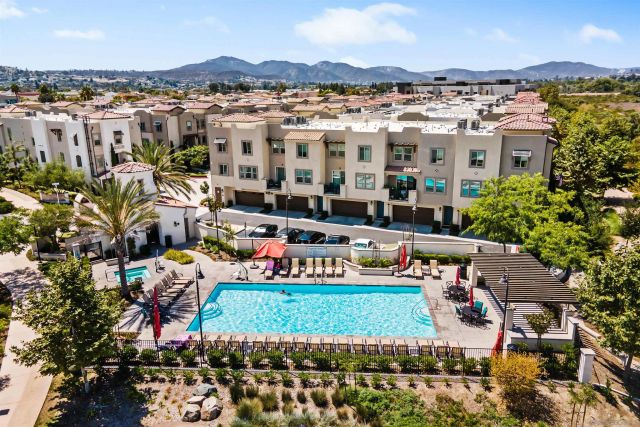 429 Lake Shore Way, Santee, CA 92071