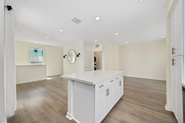 429 Lake Shore Way, Santee, CA 92071