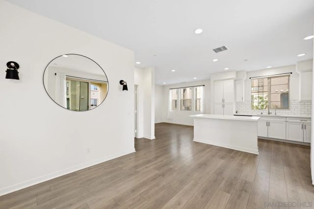 429 Lake Shore Way, Santee, CA 92071