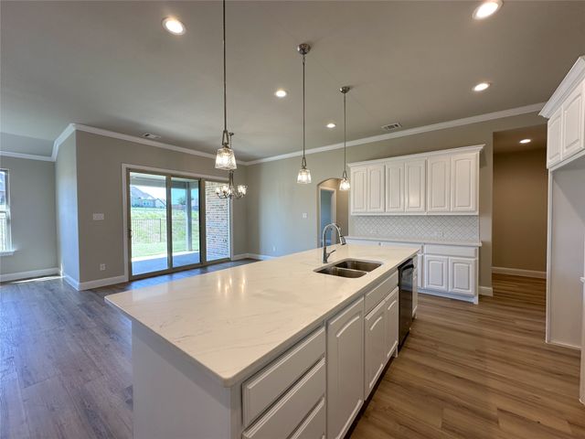 2003 Belle Lagos Lane, Cleburne, TX 76033