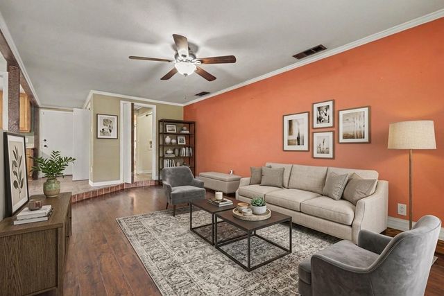 2520 Collingwood Drive, Farmers Branch, TX 75234
