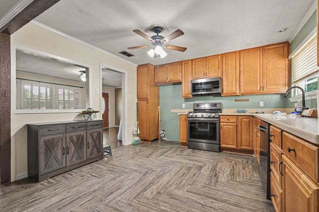 2520 Collingwood Drive, Farmers Branch, TX 75234