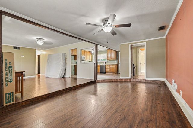 2520 Collingwood Drive, Farmers Branch, TX 75234