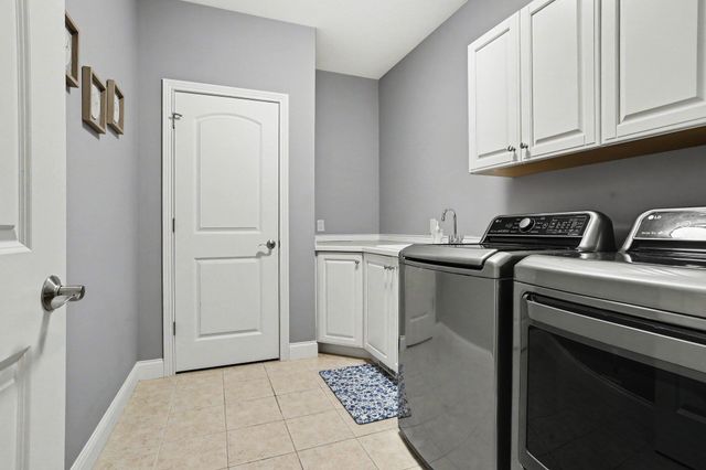 9428 Marshwood Drive, Richland, MI 49083