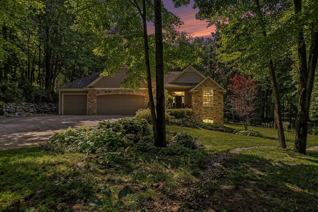9428 Marshwood Drive, Richland, MI 49083