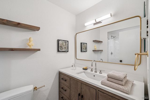 31 W Harbor Dr, Sausalito, CA 94965