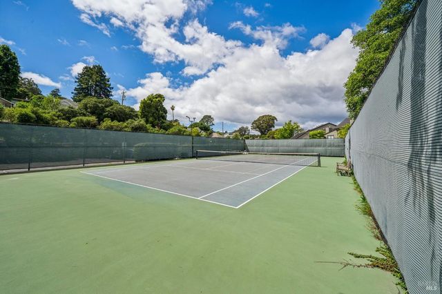 31 W Harbor Dr, Sausalito, CA 94965