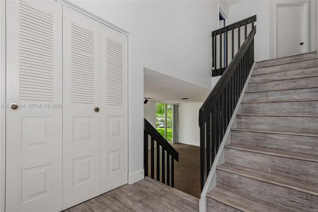 850 NW 98th Ave, Plantation, FL 33324
