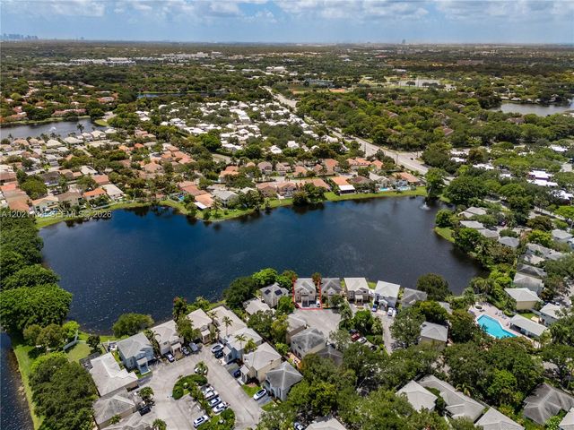 850 NW 98th Ave, Plantation, FL 33324
