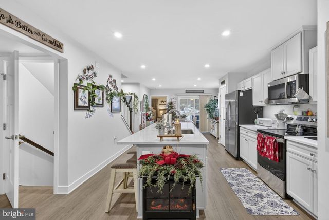 103 BIBURY ST, Martinsburg, WV 25405