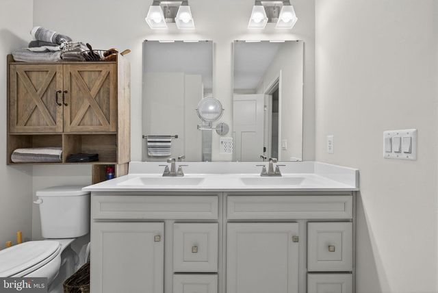 103 BIBURY ST, Martinsburg, WV 25405