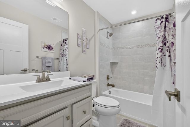 103 BIBURY ST, Martinsburg, WV 25405