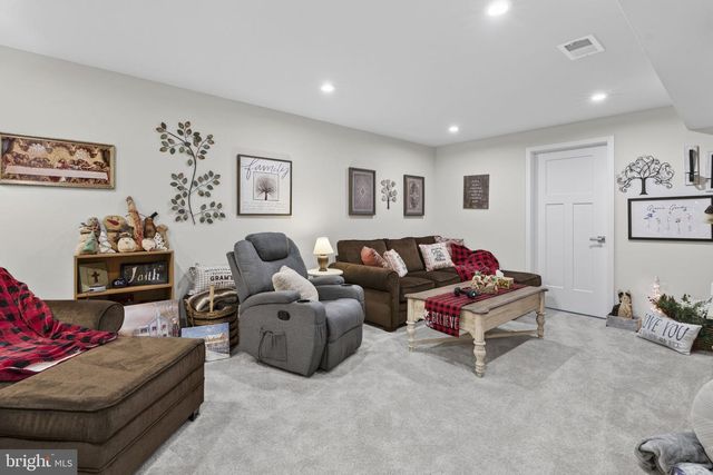 103 BIBURY ST, Martinsburg, WV 25405