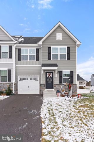 103 BIBURY ST, Martinsburg, WV 25405