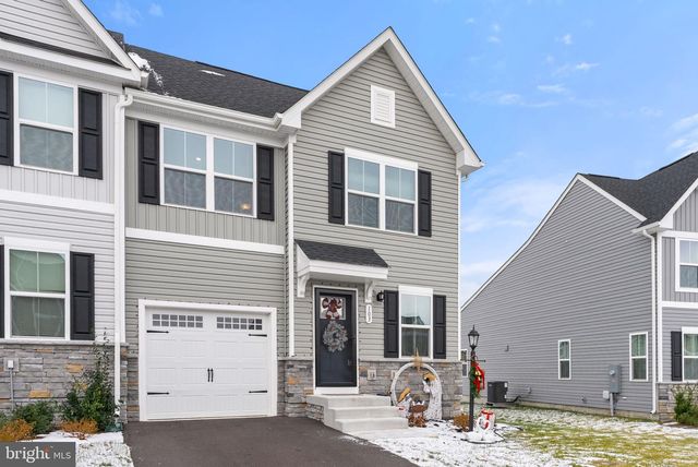 103 BIBURY ST, Martinsburg, WV 25405