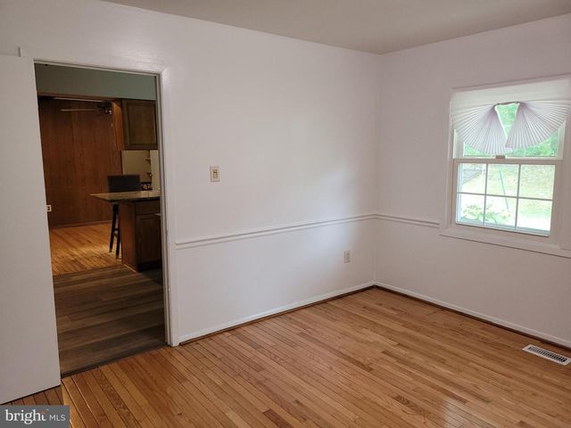 9203 TWIN HILL LN, Laurel, MD 20708